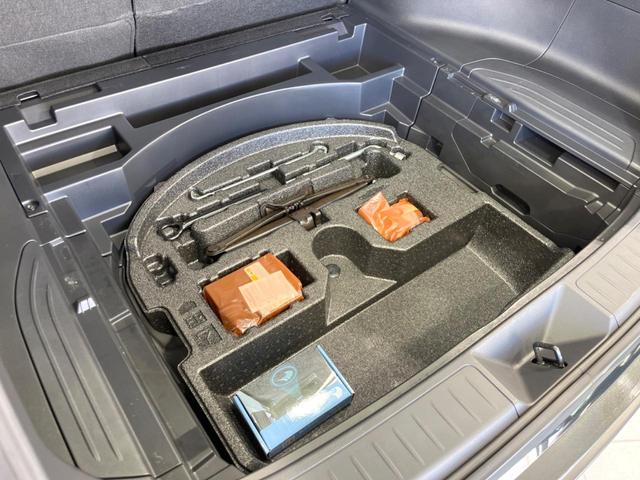 ハリアー Ｇ　純正１２．３インチナビ　バックカメラ　ＪＢＬサウンド　セーフティセンス　レーダークルーズ　禁煙車　電動リアゲート　パワーシート　ドラレコ　コーナーセンサー　スマートキー　ＬＥＤヘッド　ＥＴＣ２．０（65枚目）