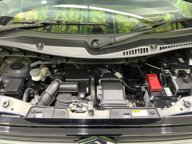 スペーシアカスタム ハイブリッドＸＳターボ　４ＷＤ　純正９型ナビ　両側電動ドア　全周囲カメラ　セーフティサポート　レーダークルーズ　禁煙車　ハーフレザーシート　ドラレコ　コーナーセンサー　ＬＥＤヘッド　ナビ連動ＥＴＣ　車線逸脱警報（18枚目）