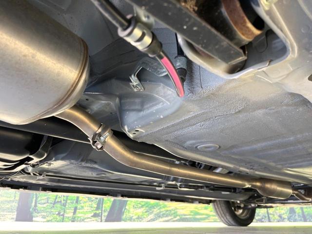 スペーシアカスタム ハイブリッドＸＳターボ　４ＷＤ　純正９型ナビ　両側電動ドア　全周囲カメラ　セーフティサポート　レーダークルーズ　禁煙車　ハーフレザーシート　ドラレコ　コーナーセンサー　ＬＥＤヘッド　ナビ連動ＥＴＣ　車線逸脱警報（23枚目）