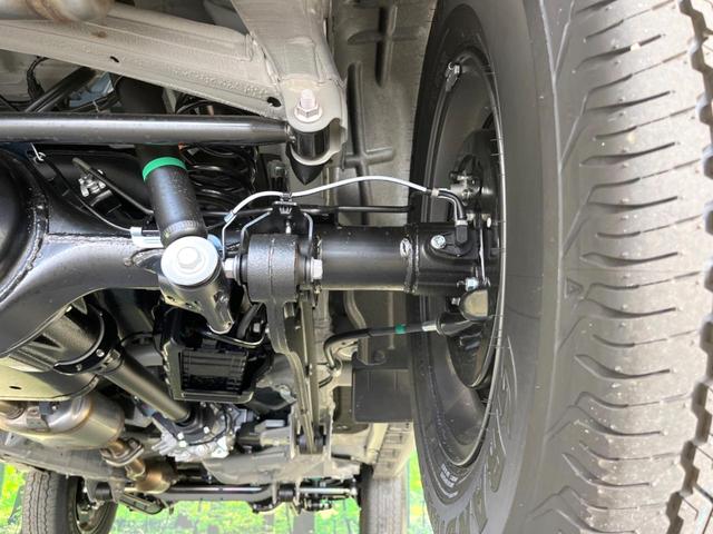 ジムニーシエラ ＪＣ　４ＷＤ　登録済未使用車　衝突被害軽減システム　コーナーセンサー　スマートキー　ＬＥＤヘッド　クルコン　オートハイビーム　車線逸脱警報　オートライト　オートエアコン　純正１５インチアルミ（21枚目）