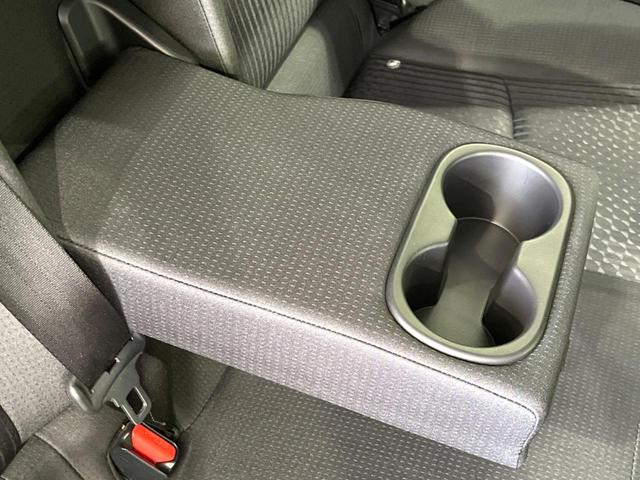 プリウス Ｓ　セーフティセンス　レーダークルーズ　禁煙車　スマートキー　ＬＥＤヘッド　ビルトインＥＴＣ　オートハイビーム　車線逸脱警報　オートライト　オートエアコン　純正１５インチアルミ　ＣＤ　ＬＥＤフォグ（35枚目）