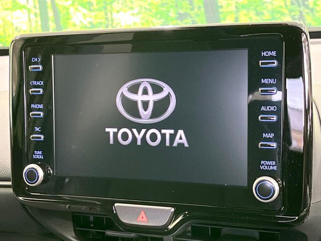 ヤリスクロス ハイブリッド　ＧＲスポーツ　純正８型ナビ　バックカメラ　セーフティセンス　レーダークルーズ　禁煙車　ドラレコ　コーナーセンサー　ＬＥＤヘッド　ＥＴＣ２．０　オートハイビーム　車線逸脱警報　Ｂｌｕｅｔｏｏｔｈ　オートライト（3枚目）