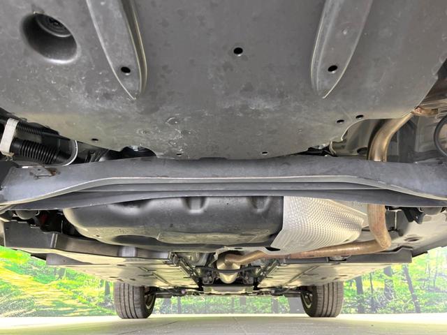 ヤリスクロス ハイブリッド　ＧＲスポーツ　純正８型ナビ　バックカメラ　セーフティセンス　レーダークルーズ　禁煙車　ドラレコ　コーナーセンサー　ＬＥＤヘッド　ＥＴＣ２．０　オートハイビーム　車線逸脱警報　Ｂｌｕｅｔｏｏｔｈ　オートライト（19枚目）
