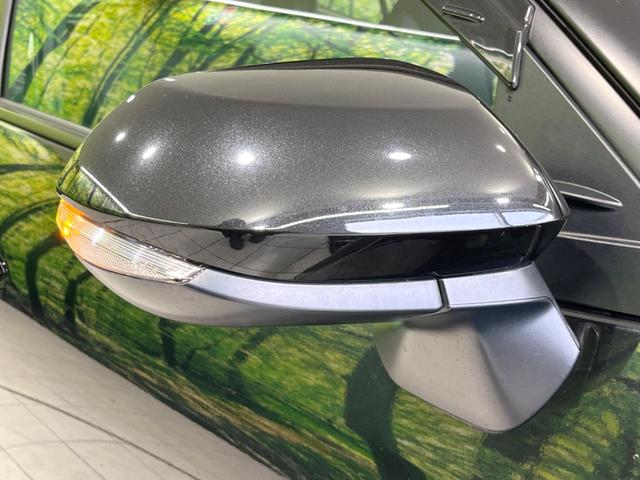ヤリスクロス ハイブリッド　ＧＲスポーツ　純正８型ナビ　バックカメラ　セーフティセンス　レーダークルーズ　禁煙車　ドラレコ　コーナーセンサー　ＬＥＤヘッド　ＥＴＣ２．０　オートハイビーム　車線逸脱警報　Ｂｌｕｅｔｏｏｔｈ　オートライト（30枚目）
