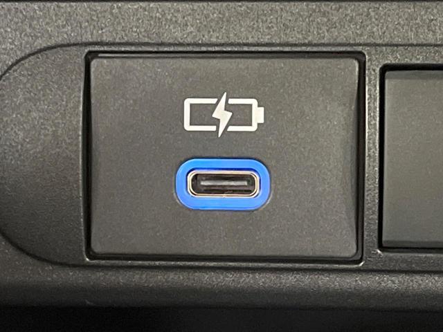 ヤリスクロス ハイブリッド　ＧＲスポーツ　純正８型ナビ　バックカメラ　セーフティセンス　レーダークルーズ　禁煙車　ドラレコ　コーナーセンサー　ＬＥＤヘッド　ＥＴＣ２．０　オートハイビーム　車線逸脱警報　Ｂｌｕｅｔｏｏｔｈ　オートライト（40枚目）