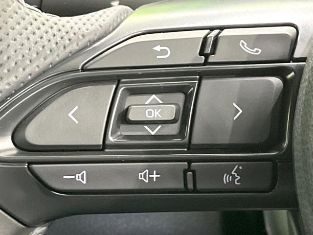 ヤリスクロス ハイブリッド　ＧＲスポーツ　純正８型ナビ　バックカメラ　セーフティセンス　レーダークルーズ　禁煙車　ドラレコ　コーナーセンサー　ＬＥＤヘッド　ＥＴＣ２．０　オートハイビーム　車線逸脱警報　Ｂｌｕｅｔｏｏｔｈ　オートライト（43枚目）