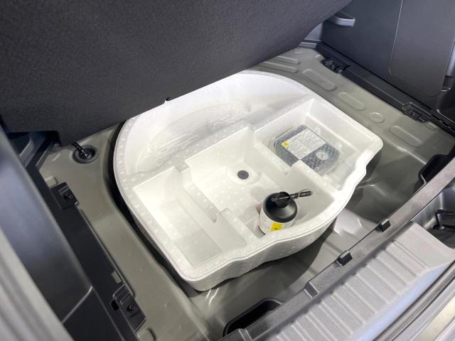 ヤリスクロス ハイブリッド　ＧＲスポーツ　純正８型ナビ　バックカメラ　セーフティセンス　レーダークルーズ　禁煙車　ドラレコ　コーナーセンサー　ＬＥＤヘッド　ＥＴＣ２．０　オートハイビーム　車線逸脱警報　Ｂｌｕｅｔｏｏｔｈ　オートライト（61枚目）