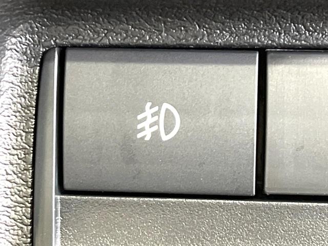 ｅＫワゴン Ｍ　衝突被害軽減システム　禁煙車　車線逸脱警報　オートライト　前席シートヒーター　ＦＭラジオ　ＣＤ　盗難防止措置　アイドリングストップ　電動格納ミラー　プライバシーガラス（37枚目）