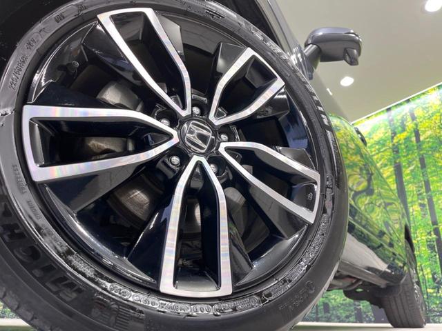 ヴェゼル ｅ：ＨＥＶ　Ｚ　４ＷＤ　純正９型ナビ　バックカメラ　ホンダセンシング　レーダークルーズ　禁煙車　電動リアゲート　ハーフレザーシート　ドラレコ　コーナーセンサー　スマートキー　ＬＥＤヘッド　ビルトインＥＴＣ（13枚目）