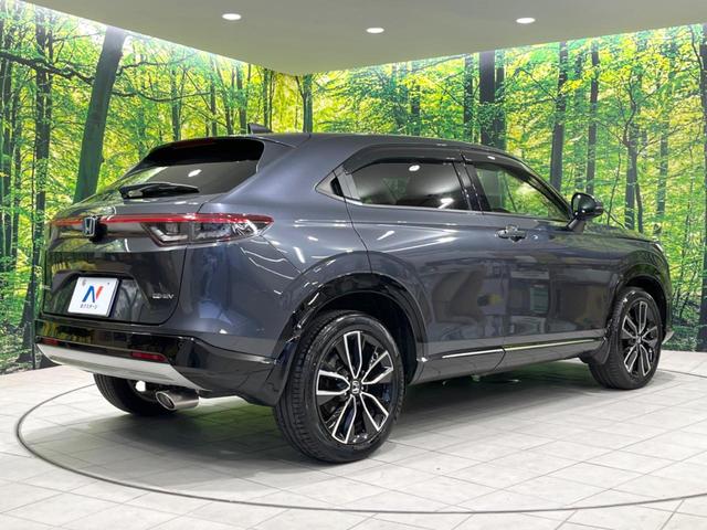 ヴェゼル ｅ：ＨＥＶ　Ｚ　４ＷＤ　純正９型ナビ　バックカメラ　ホンダセンシング　レーダークルーズ　禁煙車　電動リアゲート　ハーフレザーシート　ドラレコ　コーナーセンサー　スマートキー　ＬＥＤヘッド　ビルトインＥＴＣ（17枚目）