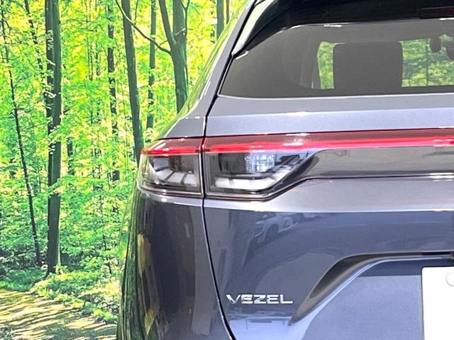 ヴェゼル ｅ：ＨＥＶ　Ｚ　４ＷＤ　純正９型ナビ　バックカメラ　ホンダセンシング　レーダークルーズ　禁煙車　電動リアゲート　ハーフレザーシート　ドラレコ　コーナーセンサー　スマートキー　ＬＥＤヘッド　ビルトインＥＴＣ（27枚目）