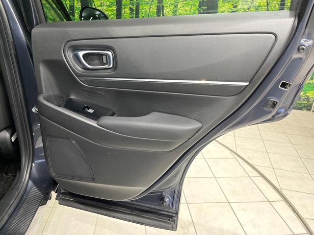 ヴェゼル ｅ：ＨＥＶ　Ｚ　４ＷＤ　純正９型ナビ　バックカメラ　ホンダセンシング　レーダークルーズ　禁煙車　電動リアゲート　ハーフレザーシート　ドラレコ　コーナーセンサー　スマートキー　ＬＥＤヘッド　ビルトインＥＴＣ（70枚目）