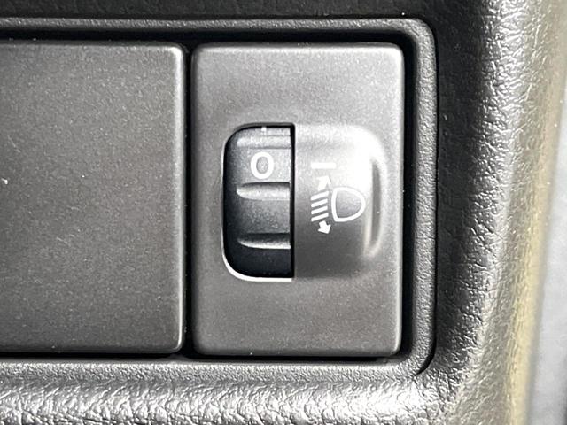 スペーシア ハイブリッドＧ　ＳＤナビ　バックカメラ　衝突軽減　車線逸脱　禁煙車　ドラレコ　コーナーセンサー　スマートキー　オートライト　オートエアコン　Ｂｌｕｅｔｏｏｔｈ　ＤＶＤ／ＣＤ再生　地デジ　電動格納ドアミラー（41枚目）