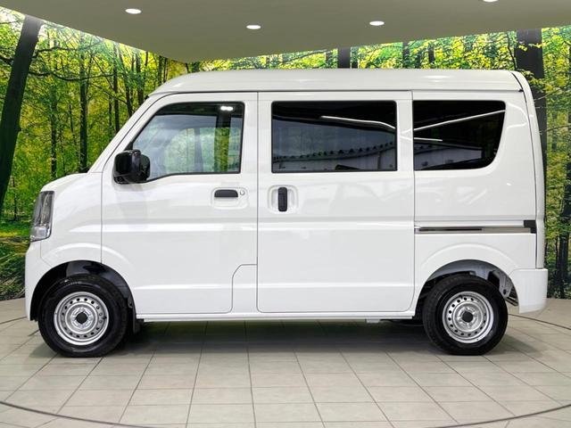 エブリイ ＰＡ　４ＷＤ　禁煙車　オートライト　ＦＭラジオ　プライバシーガラス　衝突安全ボディ　盗難防止措置　エアコン　ＡＢＳ（17枚目）