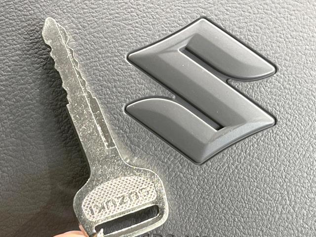 エブリイ ＰＡ　４ＷＤ　禁煙車　オートライト　ＦＭラジオ　プライバシーガラス　衝突安全ボディ　盗難防止措置　エアコン　ＡＢＳ（36枚目）