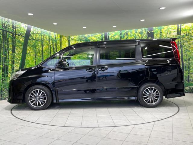ノア Ｓｉ　両側電動ドア　純正９型ナビ　後席モニター　バックカメラ　セーフティセンス　コーナーセンサー　スマートキー　ＬＥＤヘッド　ビルトインＥＴＣ　オートライト　デュアルエアコン　純正１６インチアルミ（25枚目）