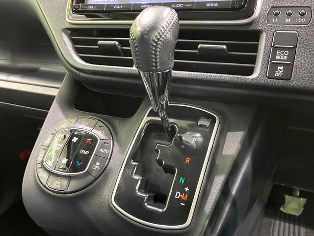 ノア Ｓｉ　両側電動ドア　純正９型ナビ　後席モニター　バックカメラ　セーフティセンス　コーナーセンサー　スマートキー　ＬＥＤヘッド　ビルトインＥＴＣ　オートライト　デュアルエアコン　純正１６インチアルミ（54枚目）