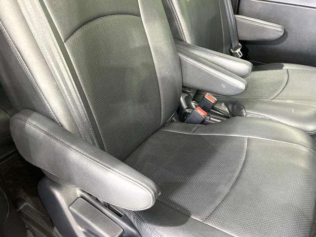 ノア Ｓｉ　両側電動ドア　純正９型ナビ　後席モニター　バックカメラ　セーフティセンス　コーナーセンサー　スマートキー　ＬＥＤヘッド　ビルトインＥＴＣ　オートライト　デュアルエアコン　純正１６インチアルミ（63枚目）