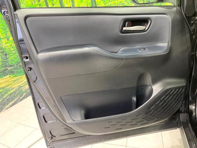 ノア Ｓｉ　両側電動ドア　純正９型ナビ　後席モニター　バックカメラ　セーフティセンス　コーナーセンサー　スマートキー　ＬＥＤヘッド　ビルトインＥＴＣ　オートライト　デュアルエアコン　純正１６インチアルミ（67枚目）