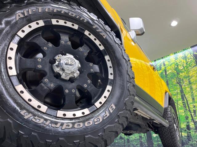 ＦＪクルーザー オフロードパッケージ　４ＷＤ　純正ＳＤナビ　バックカメラ　禁煙車　コーナーセンサー　ルーフレール　ＥＴＣ　ＣＤ　ＤＶＤ再生　地デジ　プライバシーガラス　衝突安全ボディ　盗難防止措置（13枚目）