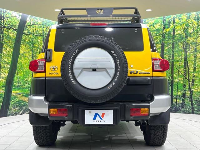 ＦＪクルーザー オフロードパッケージ　４ＷＤ　純正ＳＤナビ　バックカメラ　禁煙車　コーナーセンサー　ルーフレール　ＥＴＣ　ＣＤ　ＤＶＤ再生　地デジ　プライバシーガラス　衝突安全ボディ　盗難防止措置（15枚目）