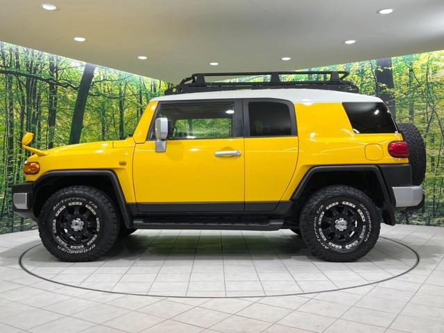 ＦＪクルーザー オフロードパッケージ　４ＷＤ　純正ＳＤナビ　バックカメラ　禁煙車　コーナーセンサー　ルーフレール　ＥＴＣ　ＣＤ　ＤＶＤ再生　地デジ　プライバシーガラス　衝突安全ボディ　盗難防止措置（25枚目）