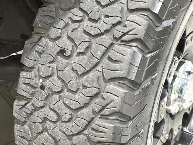 ＦＪクルーザー オフロードパッケージ　４ＷＤ　純正ＳＤナビ　バックカメラ　禁煙車　コーナーセンサー　ルーフレール　ＥＴＣ　ＣＤ　ＤＶＤ再生　地デジ　プライバシーガラス　衝突安全ボディ　盗難防止措置（31枚目）