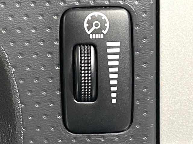 ＦＪクルーザー オフロードパッケージ　４ＷＤ　純正ＳＤナビ　バックカメラ　禁煙車　コーナーセンサー　ルーフレール　ＥＴＣ　ＣＤ　ＤＶＤ再生　地デジ　プライバシーガラス　衝突安全ボディ　盗難防止措置（45枚目）