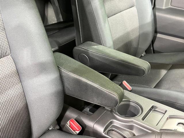 ＦＪクルーザー オフロードパッケージ　４ＷＤ　純正ＳＤナビ　バックカメラ　禁煙車　コーナーセンサー　ルーフレール　ＥＴＣ　ＣＤ　ＤＶＤ再生　地デジ　プライバシーガラス　衝突安全ボディ　盗難防止措置（56枚目）
