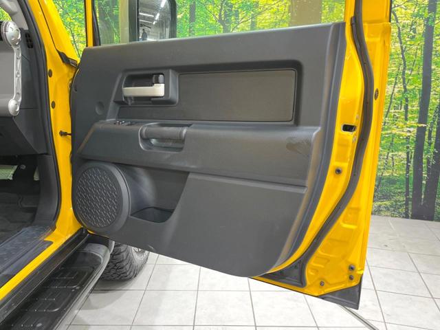 ＦＪクルーザー オフロードパッケージ　４ＷＤ　純正ＳＤナビ　バックカメラ　禁煙車　コーナーセンサー　ルーフレール　ＥＴＣ　ＣＤ　ＤＶＤ再生　地デジ　プライバシーガラス　衝突安全ボディ　盗難防止措置（58枚目）