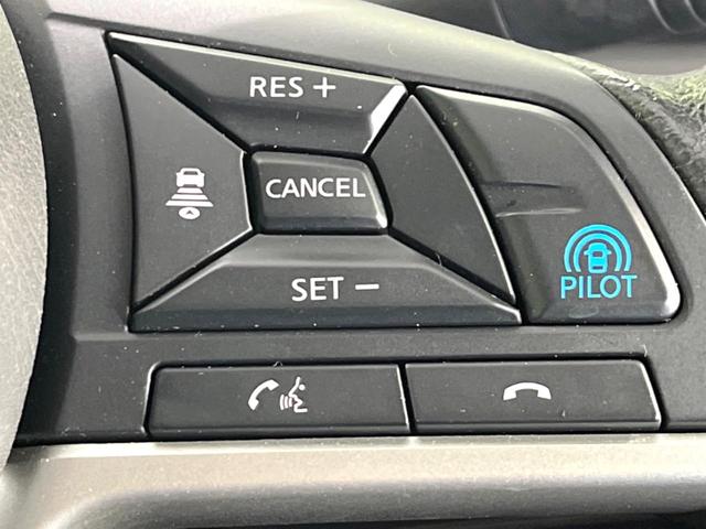 セレナ ｅ－パワー　ハイウェイスターＶ　両側電動ドア　純正１０型ナビ　全周囲カメラ　衝突被害軽減システム　レーダークルーズ　禁煙車　ドラレコ　コーナーセンサー　スマートキー　ＬＥＤヘッド　ビルトインＥＴＣ　オートハイビーム　車線逸脱警報（7枚目）