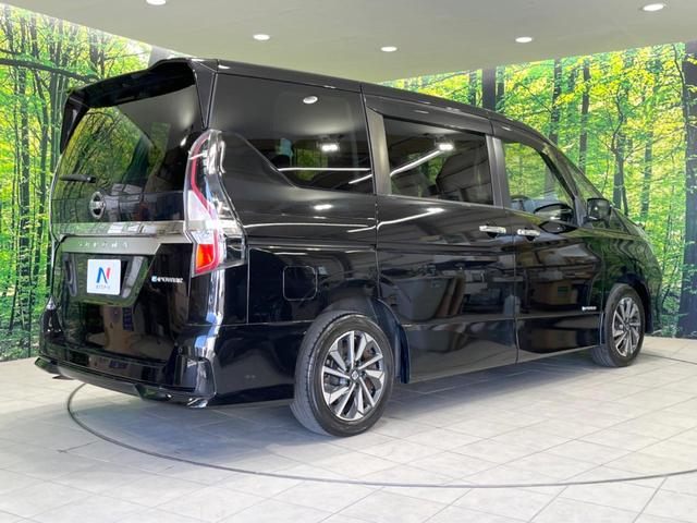 セレナ ｅ－パワー　ハイウェイスターＶ　両側電動ドア　純正１０型ナビ　全周囲カメラ　衝突被害軽減システム　レーダークルーズ　禁煙車　ドラレコ　コーナーセンサー　スマートキー　ＬＥＤヘッド　ビルトインＥＴＣ　オートハイビーム　車線逸脱警報（18枚目）