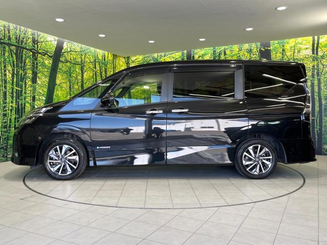 セレナ ｅ－パワー　ハイウェイスターＶ　両側電動ドア　純正１０型ナビ　全周囲カメラ　衝突被害軽減システム　レーダークルーズ　禁煙車　ドラレコ　コーナーセンサー　スマートキー　ＬＥＤヘッド　ビルトインＥＴＣ　オートハイビーム　車線逸脱警報（27枚目）