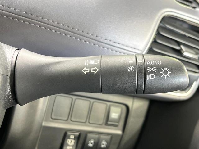 セレナ ｅ－パワー　ハイウェイスターＶ　両側電動ドア　純正１０型ナビ　全周囲カメラ　衝突被害軽減システム　レーダークルーズ　禁煙車　ドラレコ　コーナーセンサー　スマートキー　ＬＥＤヘッド　ビルトインＥＴＣ　オートハイビーム　車線逸脱警報（52枚目）