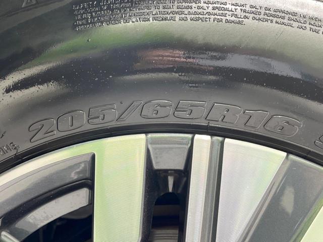 セレナ ハイウェイスターV 両側電動ドア 純正12型ナビ 全周囲カメラ 衝突被害軽減システム レーダークルーズ 禁煙車 コーナーセンサー LEDヘッド ETC2.0 オートハイビーム 車線逸脱警報 オートライト(33枚目)