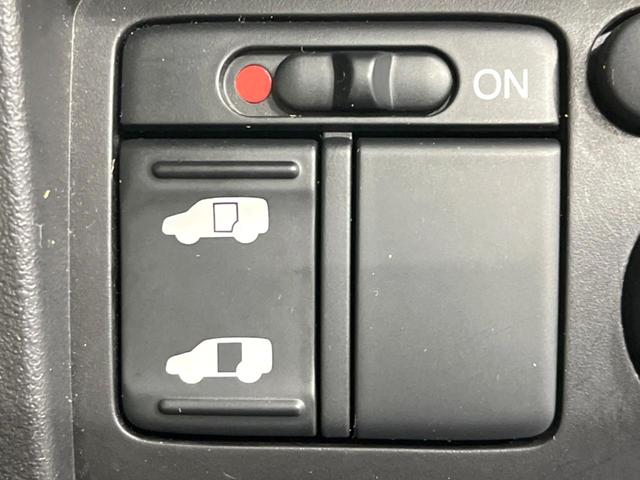 フリード G ジャストセレクション 電動スライドドア 純正SDナビ バックカメラ 禁煙車 スマートキー HIDヘッド ETC オートエアコン Bluetooth接続 CD DVD再生 地デジ(6枚目)