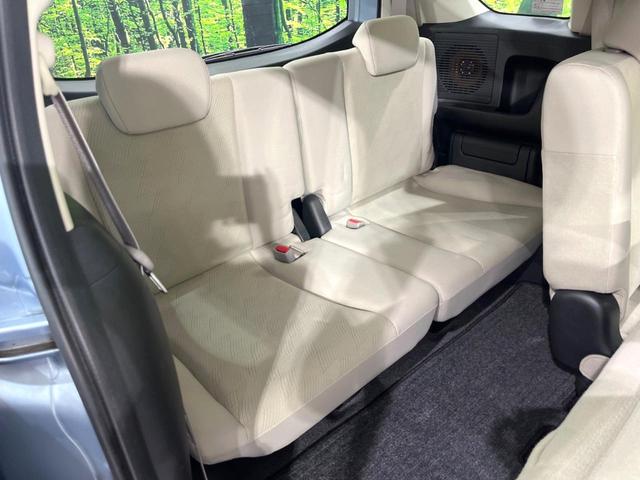 フリード G ジャストセレクション 電動スライドドア 純正SDナビ バックカメラ 禁煙車 スマートキー HIDヘッド ETC オートエアコン Bluetooth接続 CD DVD再生 地デジ(9枚目)