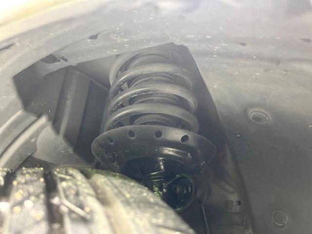 フリード G ジャストセレクション 電動スライドドア 純正SDナビ バックカメラ 禁煙車 スマートキー HIDヘッド ETC オートエアコン Bluetooth接続 CD DVD再生 地デジ(20枚目)