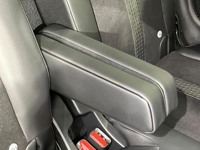 N-BOXカスタム Lターボ 両側電動ドア 純正8型ナビ バックカメラ ホンダセンシング レーダークルーズ 禁煙車 ハーフレザーシート ドラレコ コーナーセンサー スマートキー LEDヘッド ビルトインETC 車線逸脱警報(37枚目)