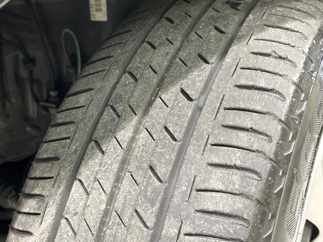 シエンタ Ｇ　クエロ　両側電動ドア　ＳＤナビ　後席モニター　バックカメラ　セーフティセンス　禁煙車　ハーフレザーシート　ドラレコ　スマートキー　ＬＥＤヘッド　ビルトインＥＴＣ　オートハイビーム　車線逸脱警報（32枚目）