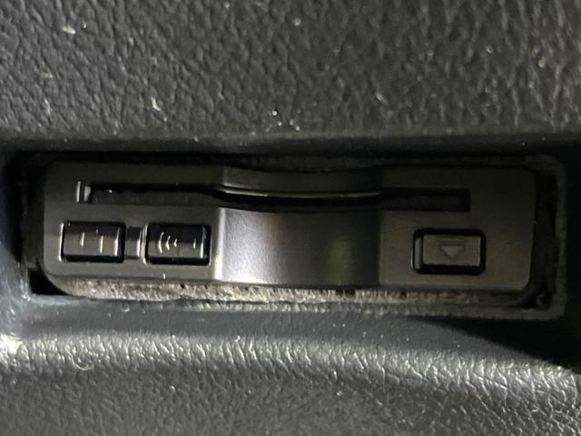 シエンタ Ｇ　クエロ　両側電動ドア　ＳＤナビ　後席モニター　バックカメラ　セーフティセンス　禁煙車　ハーフレザーシート　ドラレコ　スマートキー　ＬＥＤヘッド　ビルトインＥＴＣ　オートハイビーム　車線逸脱警報（46枚目）