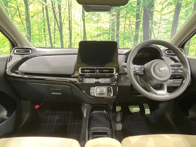 アクア G 純正10.5インチディスプレイ バックカメラ セーフティセンス レーダークルーズ 禁煙車 コーナーセンサー LEDヘッド ETC オートハイビーム 車線逸脱警報 オートライト オートエアコン(2枚目)