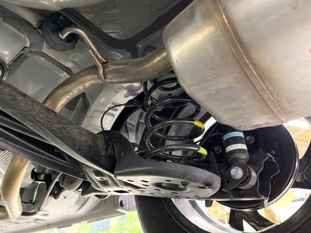 アクア G 純正10.5インチディスプレイ バックカメラ セーフティセンス レーダークルーズ 禁煙車 コーナーセンサー LEDヘッド ETC オートハイビーム 車線逸脱警報 オートライト オートエアコン(21枚目)