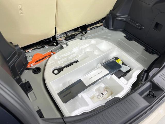 アクア G 純正10.5インチディスプレイ バックカメラ セーフティセンス レーダークルーズ 禁煙車 コーナーセンサー LEDヘッド ETC オートハイビーム 車線逸脱警報 オートライト オートエアコン(62枚目)