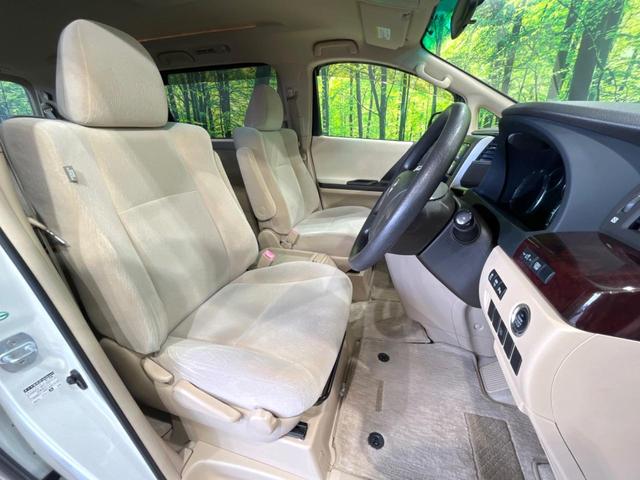 運転席シート廻りは使用感も少なく、良好な状態となっています。丁寧に使われていたことがよくわかりますね。