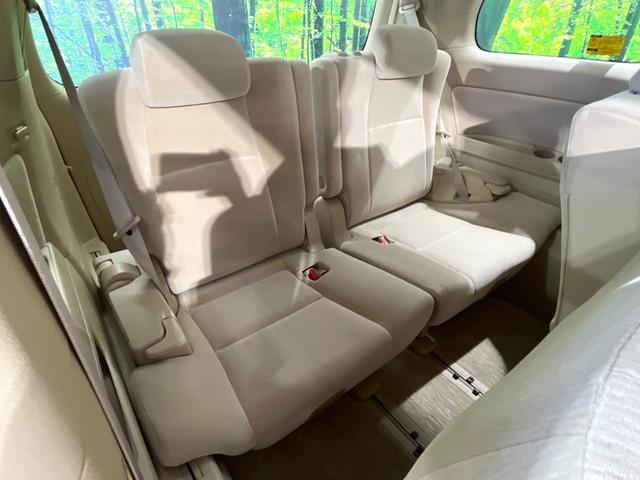 3列目シートはもちろん状態良好☆大人でもゆったりと座って頂けますので、大人数でのお出かけもラクラクです♪ご家族で、気の知れた仲間で、ドライブに行くのが楽しみですね♪