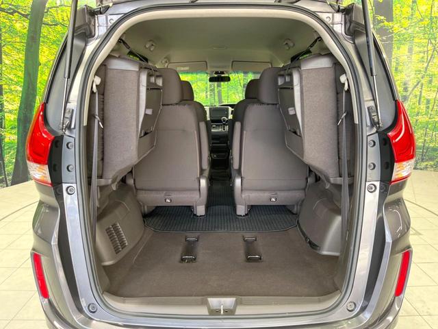 フリード G 両側電動ドア 純正SDナビ バックカメラ 禁煙車 スマートキー LEDヘッド ビルトインETC オートライト オートエアコン Bluetooth CD DVD再生 フルセグ(10枚目)