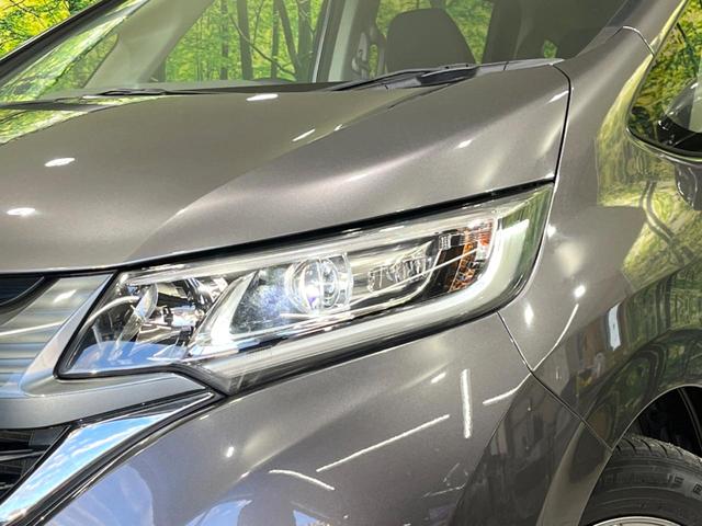 フリード G 両側電動ドア 純正SDナビ バックカメラ 禁煙車 スマートキー LEDヘッド ビルトインETC オートライト オートエアコン Bluetooth CD DVD再生 フルセグ(12枚目)