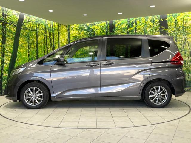 フリード G 両側電動ドア 純正SDナビ バックカメラ 禁煙車 スマートキー LEDヘッド ビルトインETC オートライト オートエアコン Bluetooth CD DVD再生 フルセグ(25枚目)