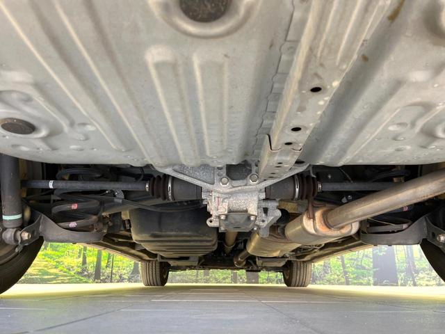 エスティマ 2.4アエラス 20thアニバーサリーエディション 両側電動ドア 純正SDナビ 後席モニター バックカメラ 禁煙車 ハーフレザーシート スマートキー HIDヘッド ビルトインETC クルコン オートライト デュアルエアコン 純正17インチアルミ(19枚目)